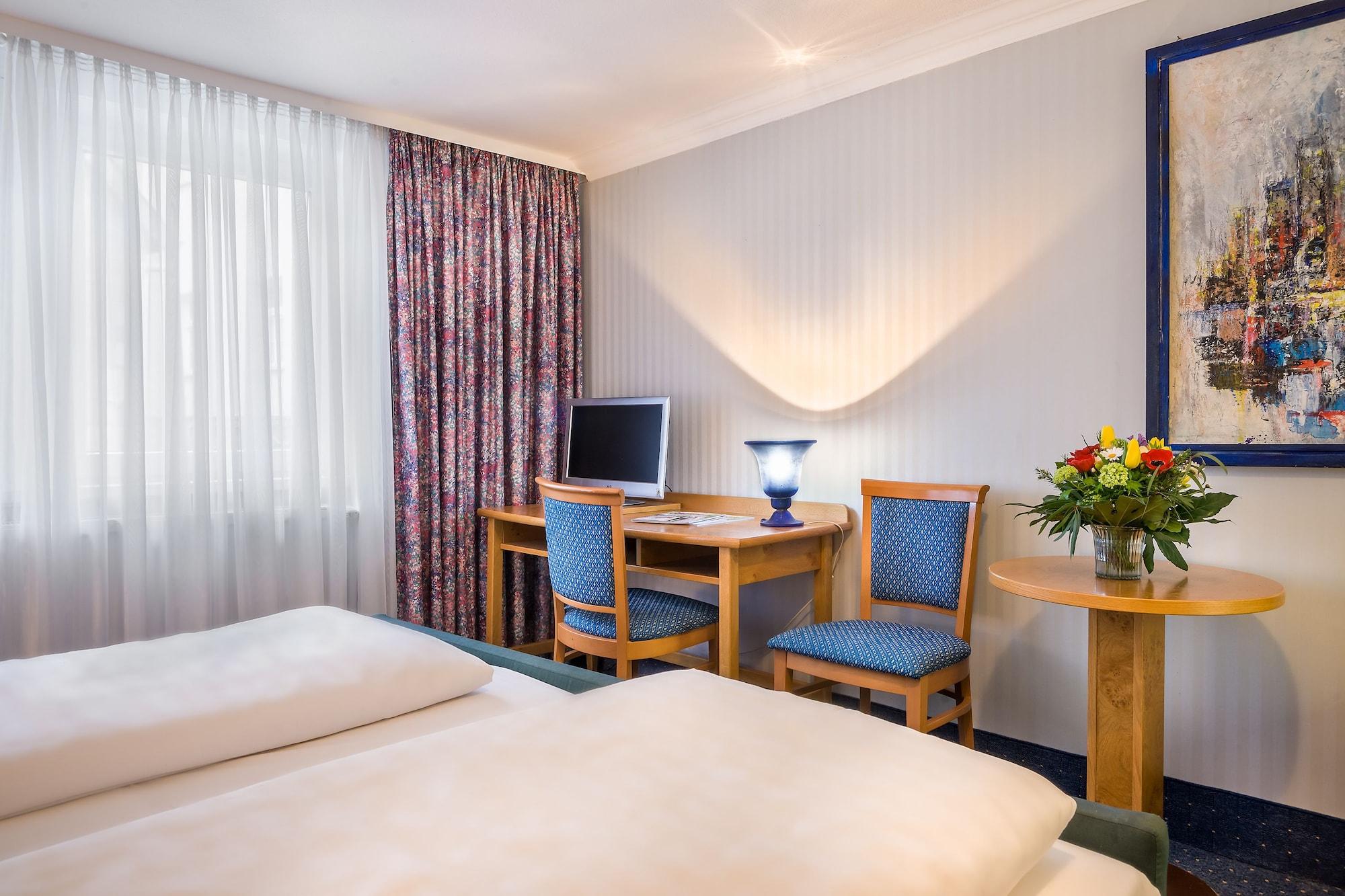 Hotel Kaiserworth Гослар Екстер'єр фото