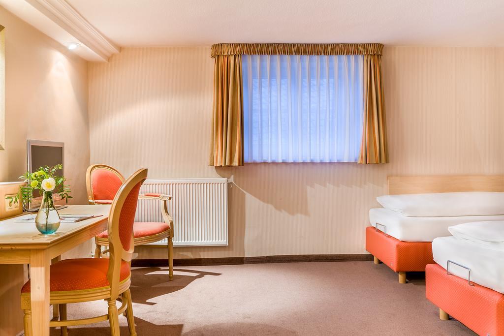 Hotel Kaiserworth Гослар Екстер'єр фото