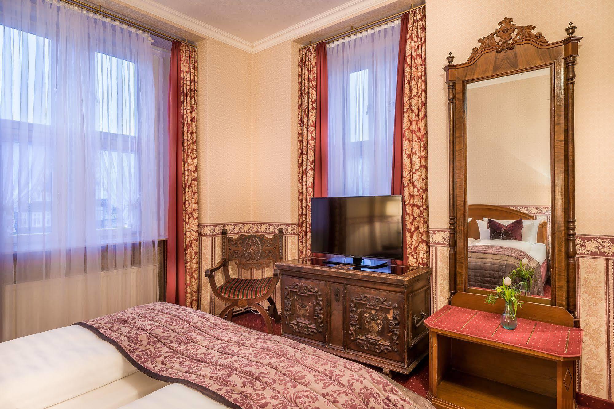Hotel Kaiserworth Гослар Екстер'єр фото